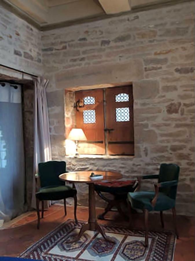 Maison Romane 1136 Cluny Dış mekan fotoğraf